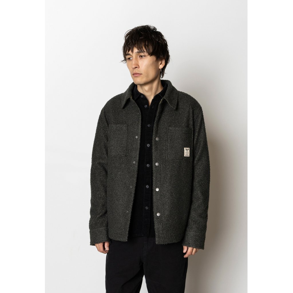Ace Boucle Overshirt i Store Plus Size Størrelser