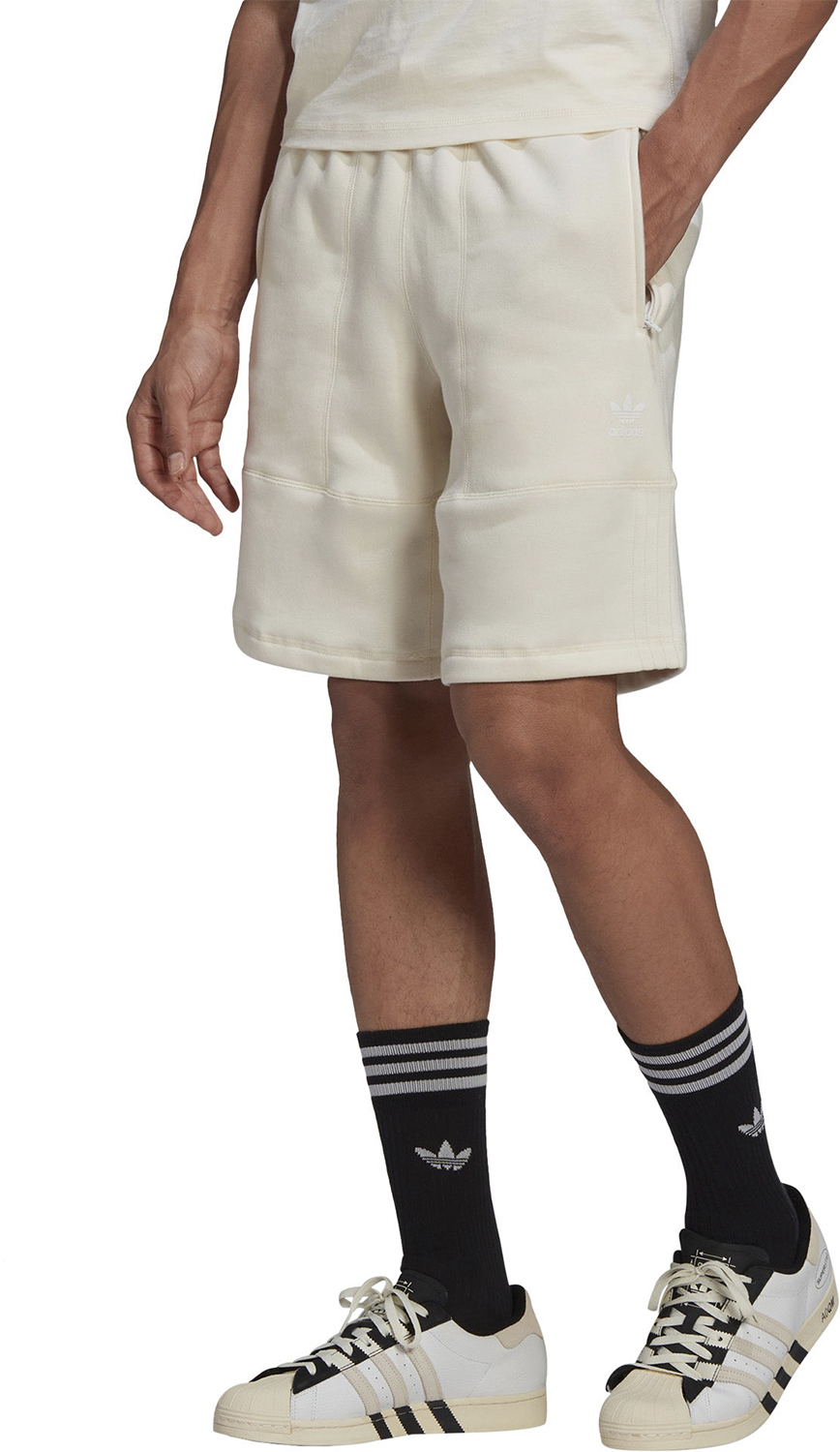 Adicolor Clean Classics  Stripes Shorts i Store Plus Size Størrelser