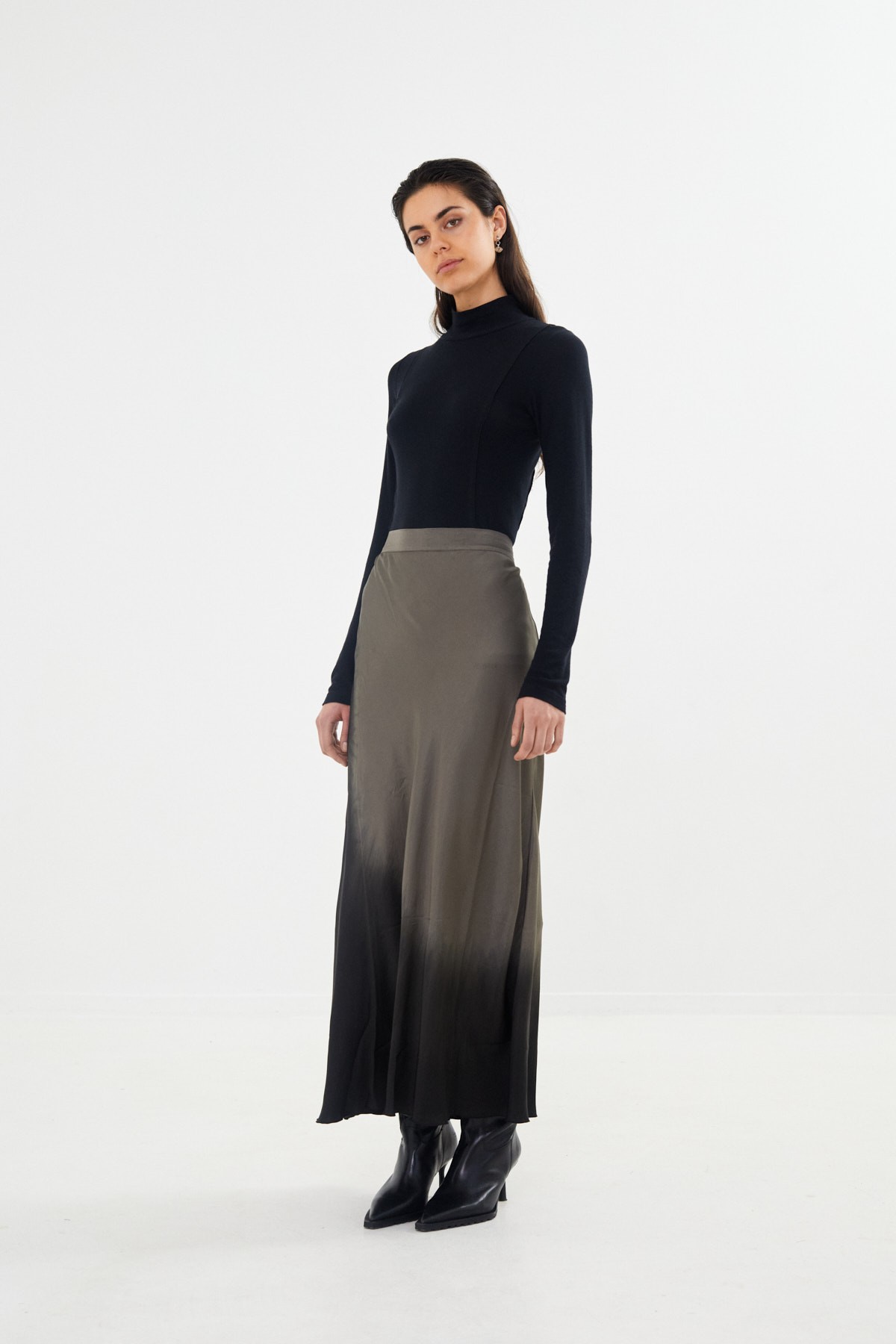 Coastal Bias Slim Skirt Ellery i Store Plus Size Størrelser