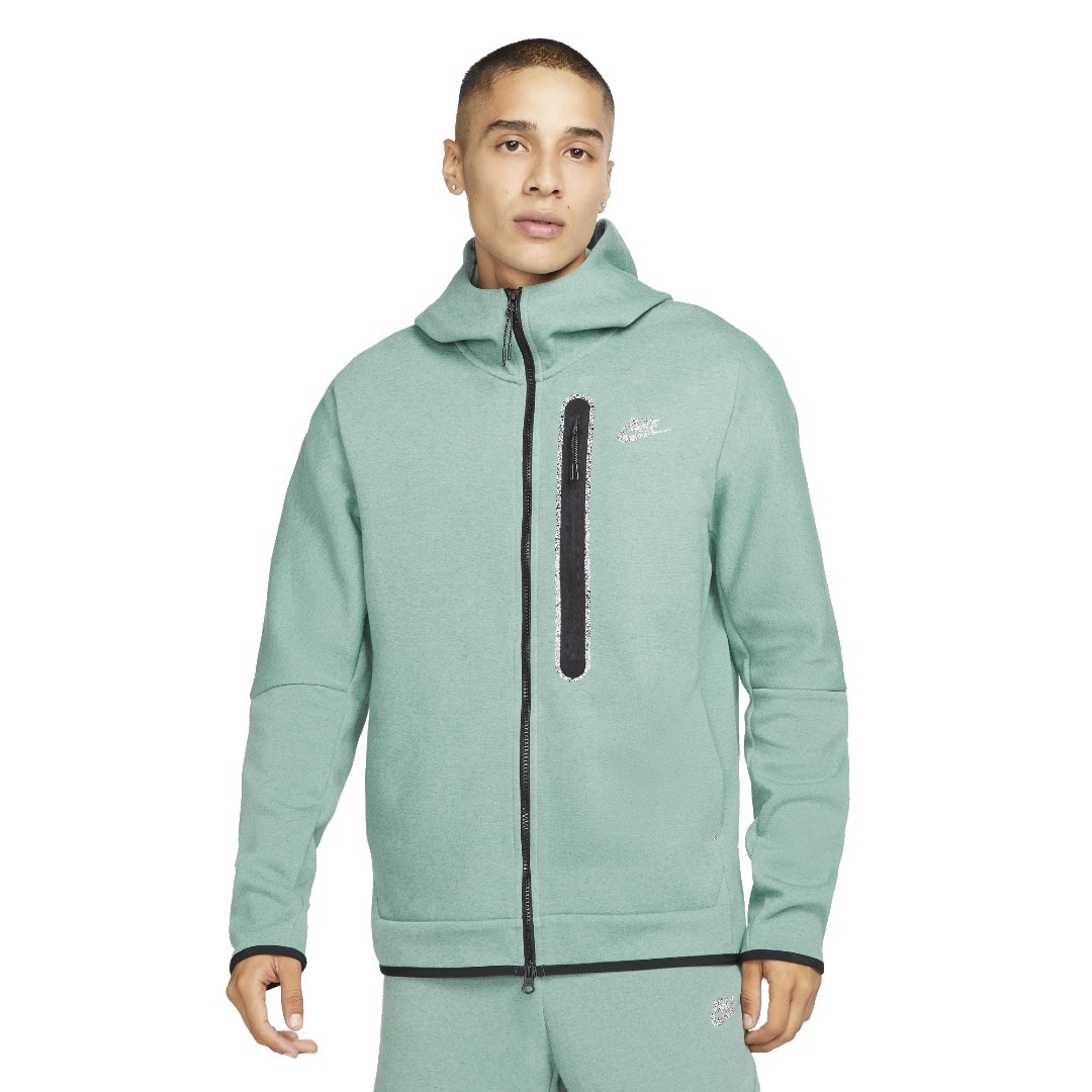 Nike Sportswear Tech Fleece Me i Store Plus Size Størrelser