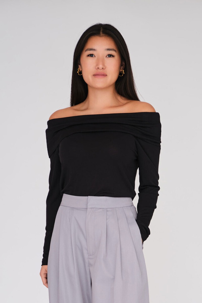 -view Bluse Joseph Off Shoulder Top Black  Levering   Februar  i Store Plus Size Størrelser