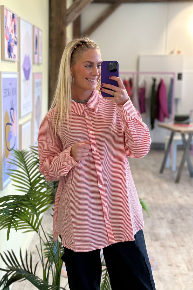 -view Skjorte Sonja Shirt Red White i Store Plus Size Størrelser