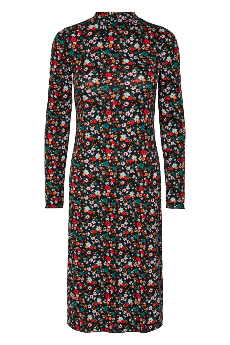 Janne 40 Pieces Pcallison   Turtleneck Dress Kac Black  Obs  Skaffevare Kan Ikke Returneres  i Store Plus Size Størrelser