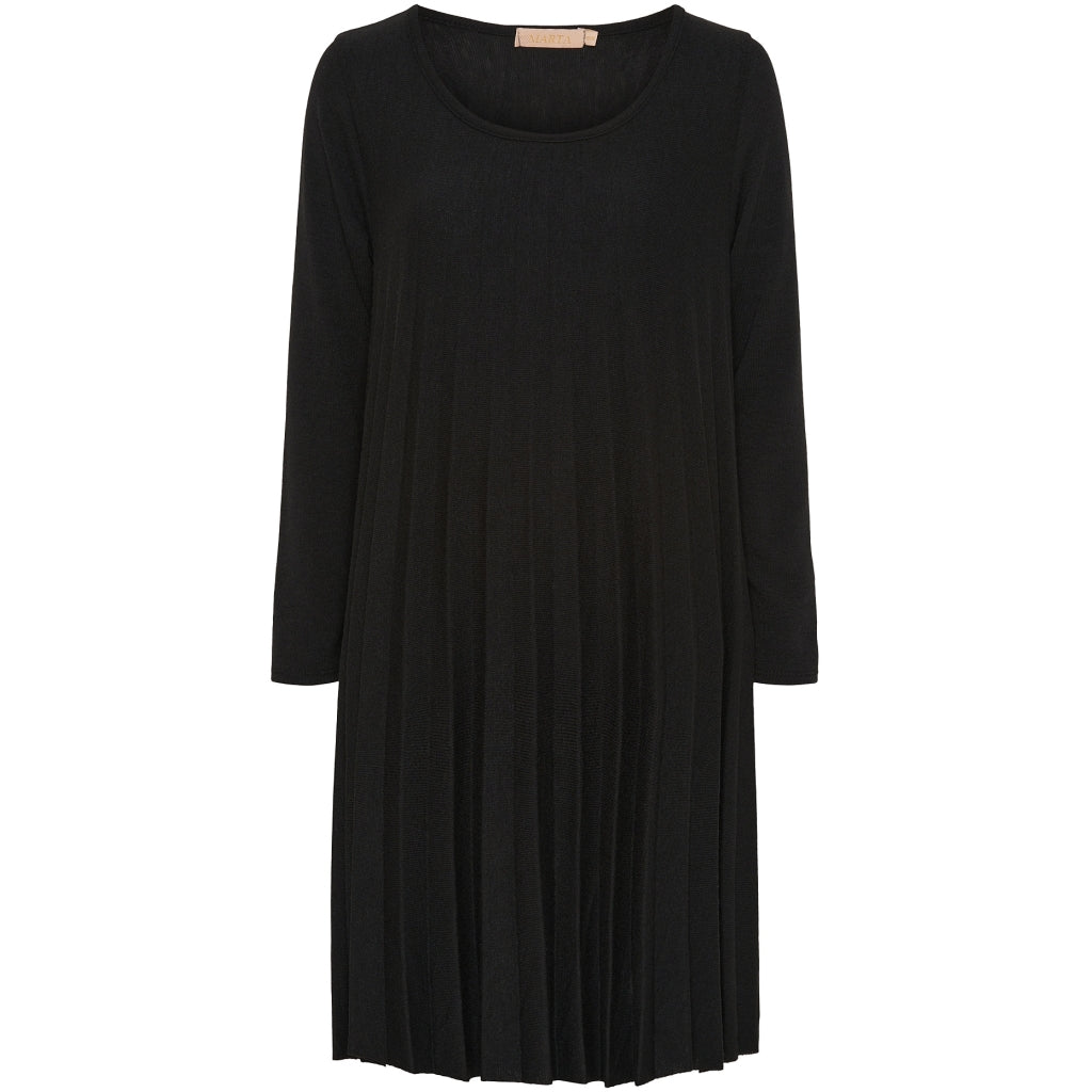 Marta   Chateau Dame Kjole 5611 Black i Store Plus Size Størrelser